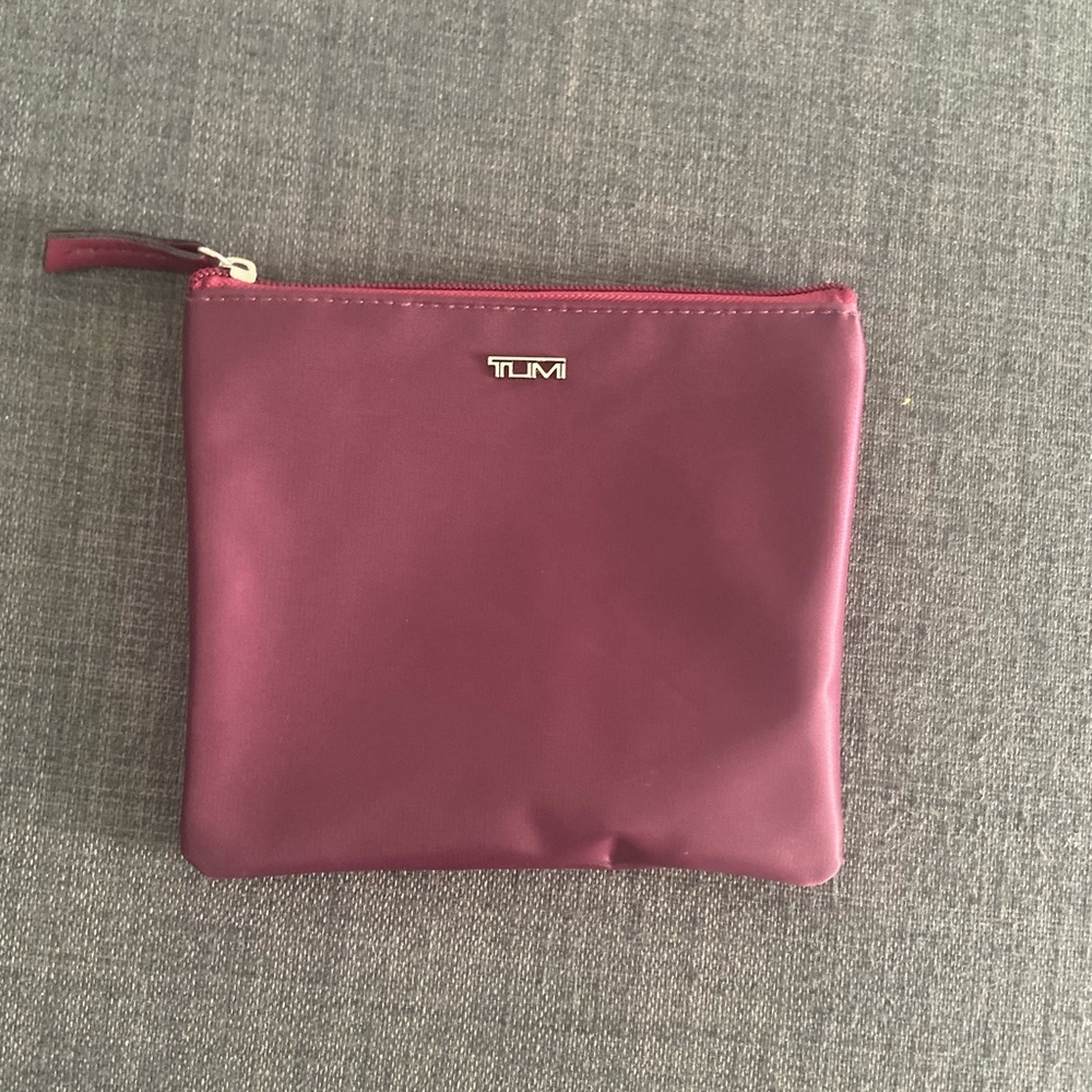 Makeup bag
